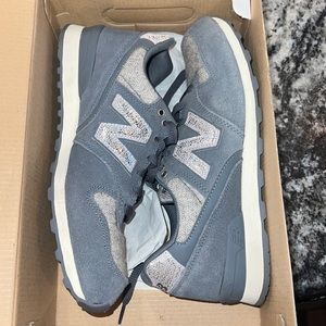 Women’s New Balance Classics